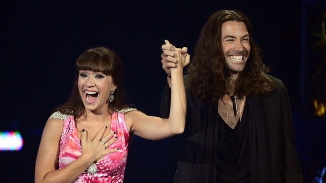 ace young diana degarmo proposal 660.jpg